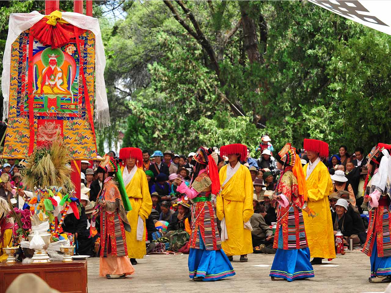 tibetan-culture-customs-tibet-universal-tours-and-travel