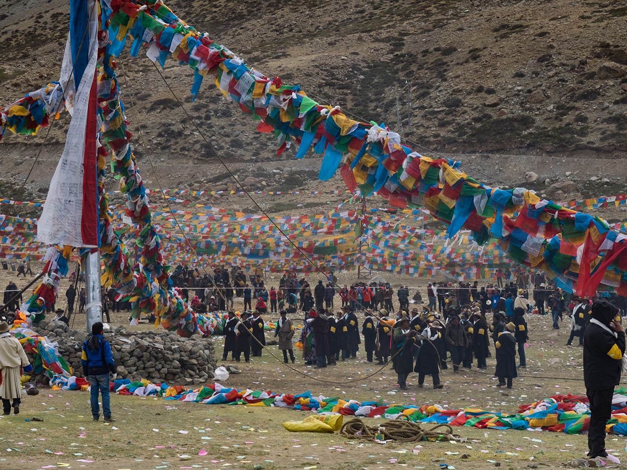 tibetan-prayer-flags-lungta-the-real-meaning-tibet-universal-tours